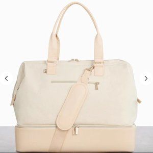 The Weekender by Beis in beige